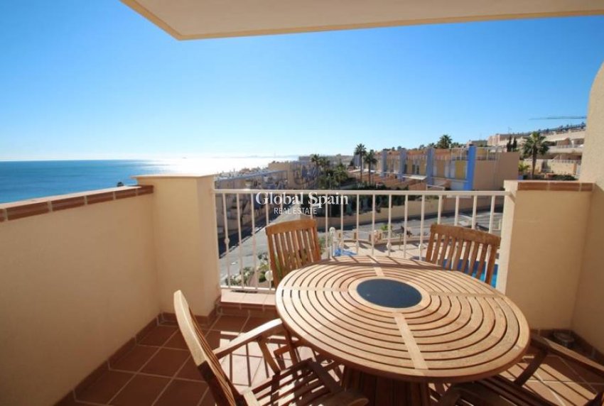 Revente - PENTHOUSE -
ORIHUELA COSTA - Costa Blanca