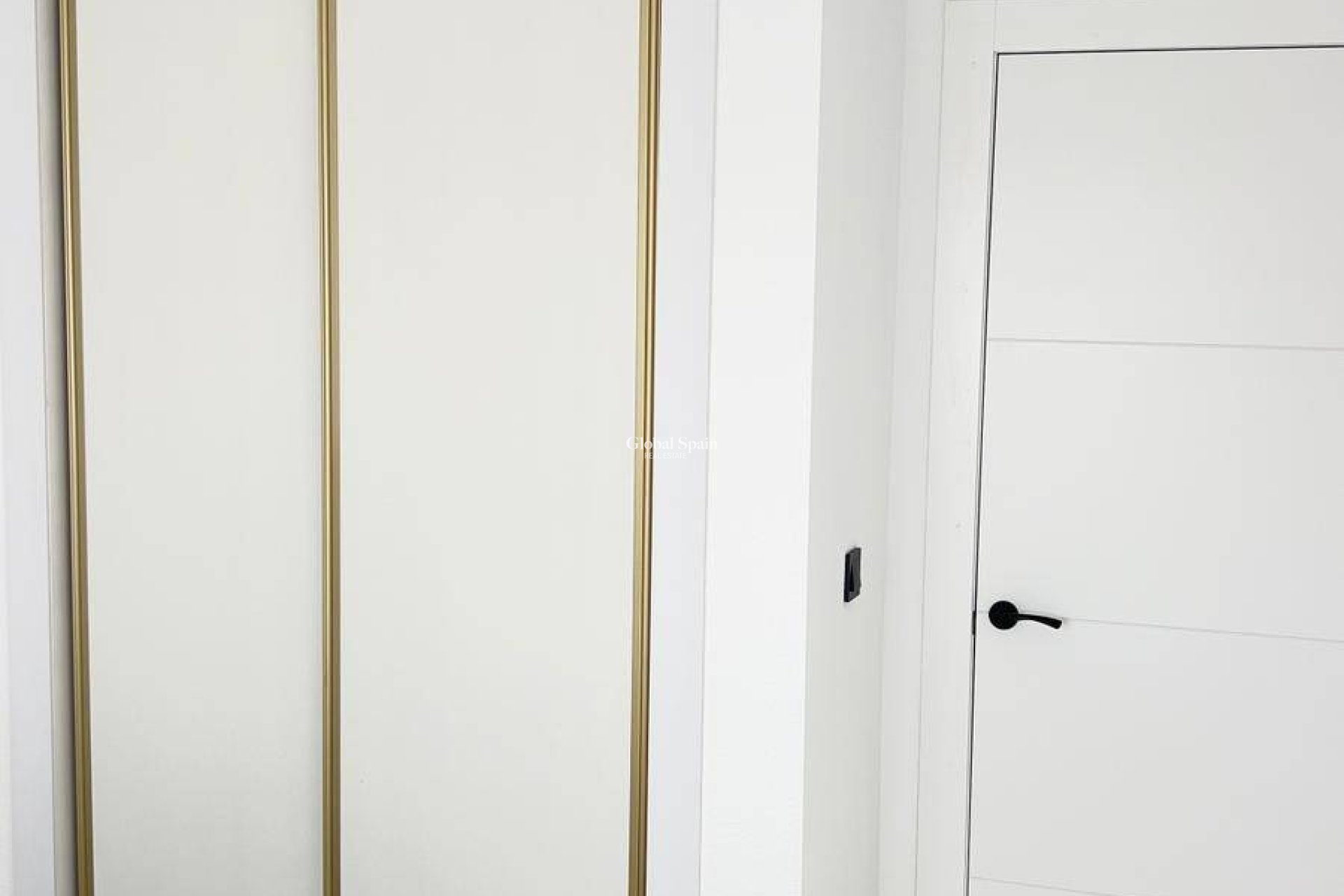 Revente - PENTHOUSE -
ORIHUELA COSTA - La Zenia