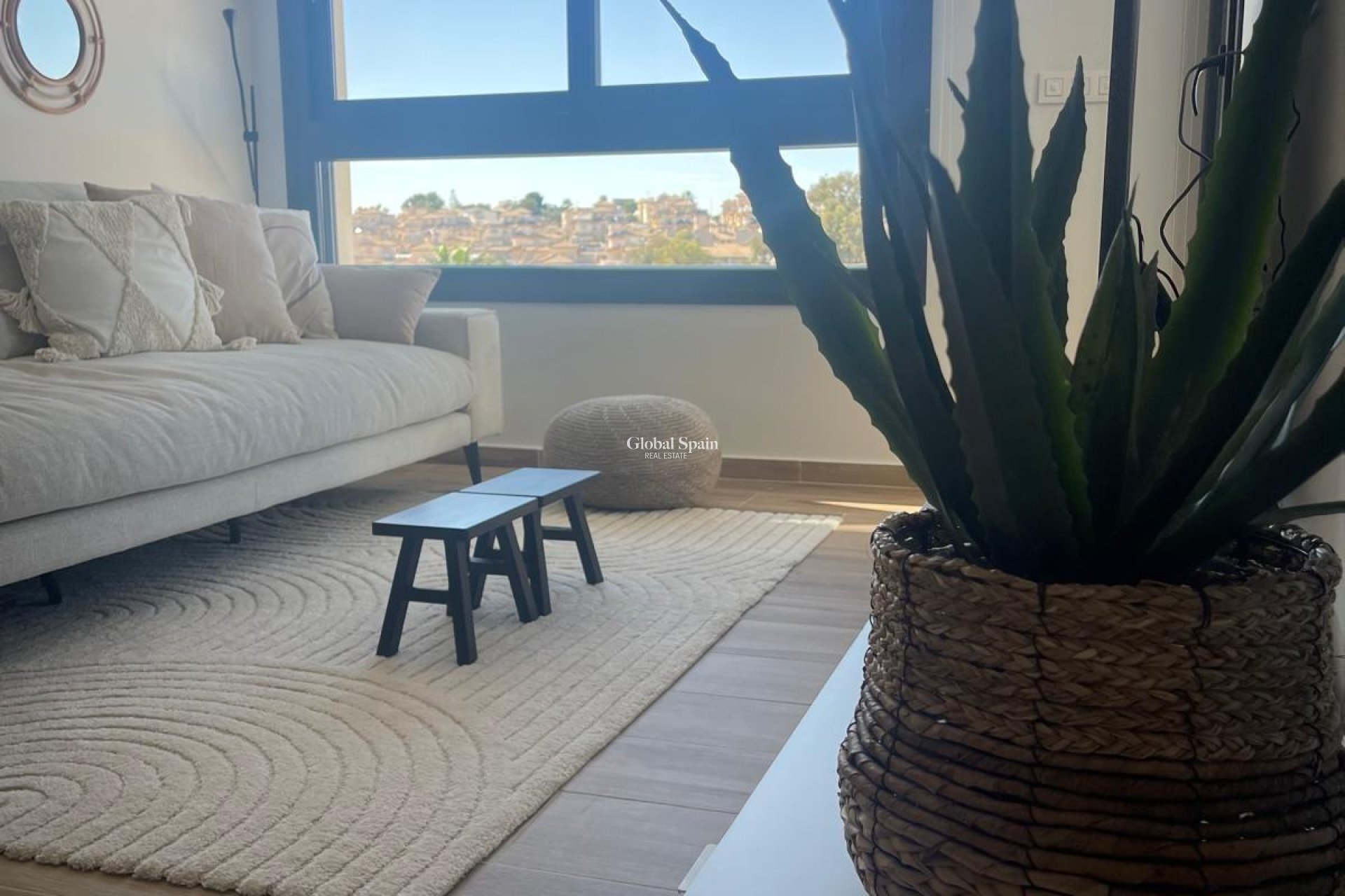Revente - PENTHOUSE -
ORIHUELA COSTA - Las Filipinas