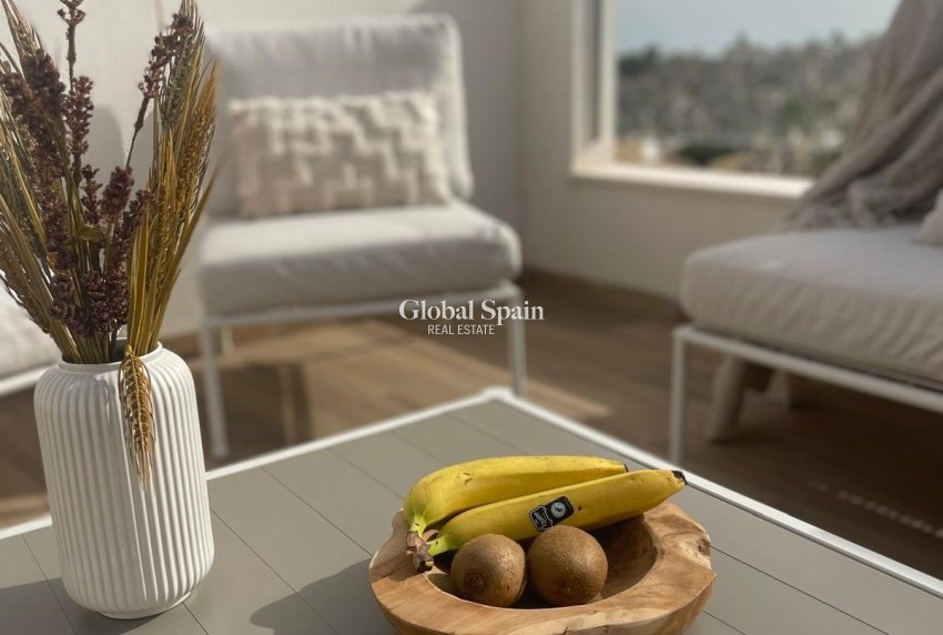 Revente - PENTHOUSE -
ORIHUELA COSTA - Las Filipinas