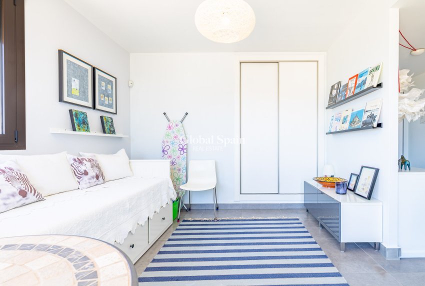 Revente - PENTHOUSE -
ORIHUELA COSTA - Las Ramblas Golf