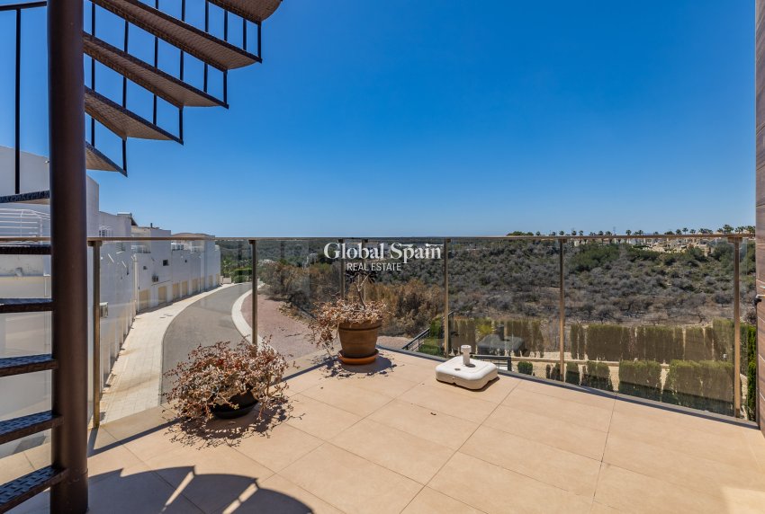 Revente - PENTHOUSE -
ORIHUELA COSTA - Las Ramblas Golf