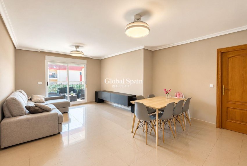 Revente - PENTHOUSE -
ORIHUELA COSTA - Lomas de Cabo Roig