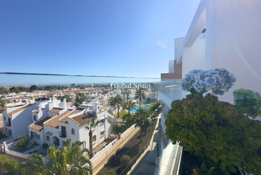 Revente - PENTHOUSE -
ORIHUELA COSTA - Los Dolses