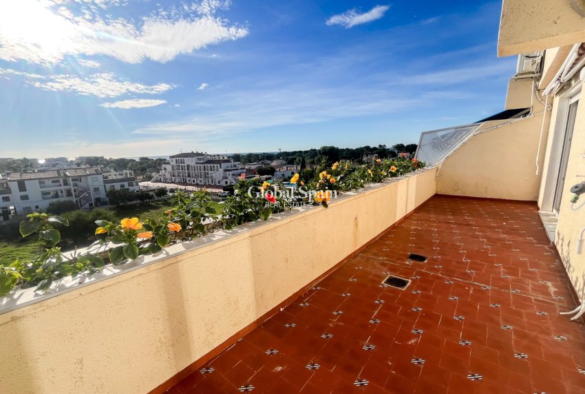 Revente - PENTHOUSE -
ORIHUELA COSTA - Punta Prima