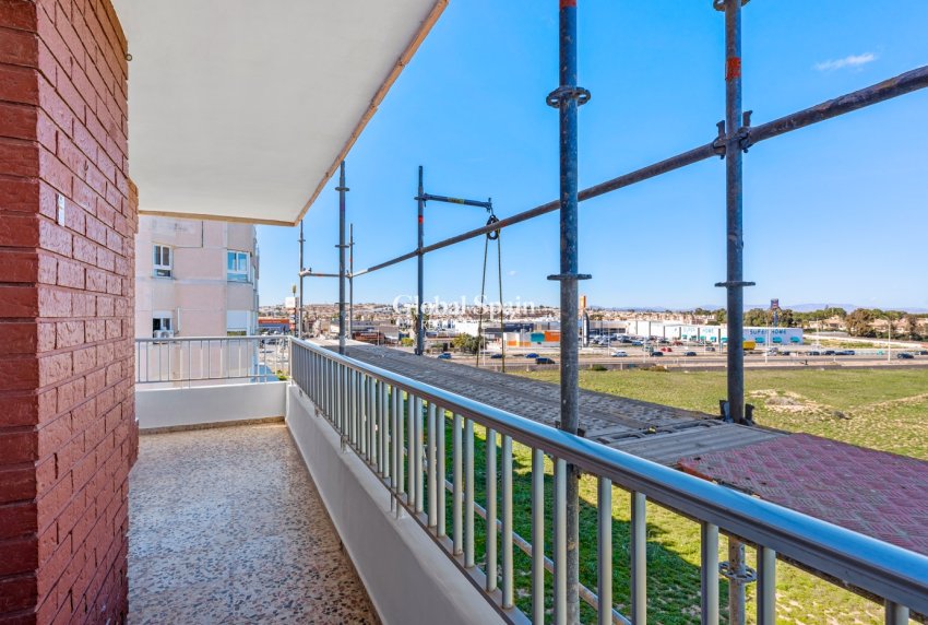 Revente - PENTHOUSE -
ORIHUELA COSTA - Punta Prima