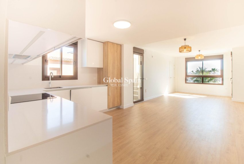 Revente - Penthouse -
ORIHUELA COSTA - VILLAMARTÍN