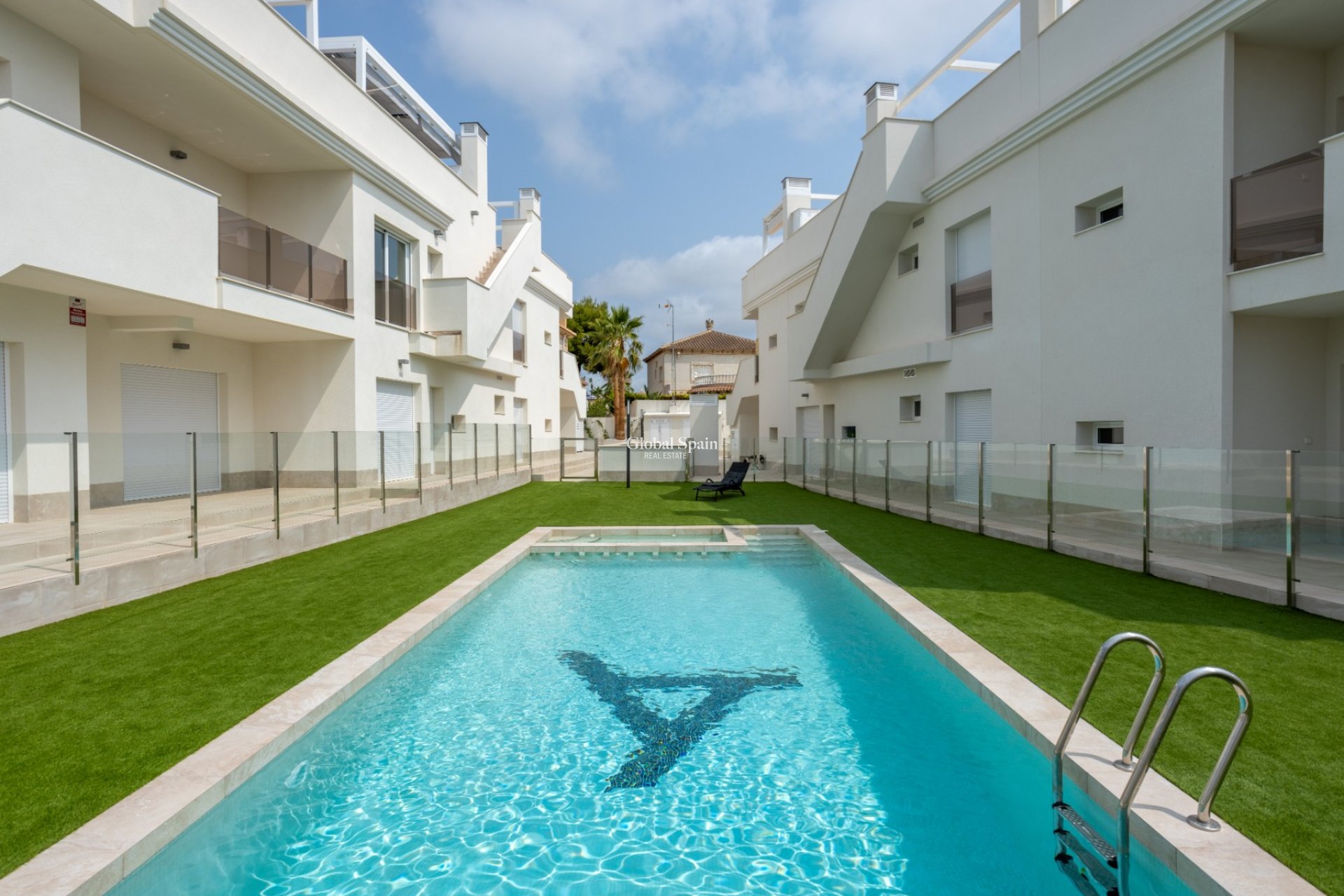 Revente - Penthouse -
ORIHUELA COSTA - VILLAMARTÍN