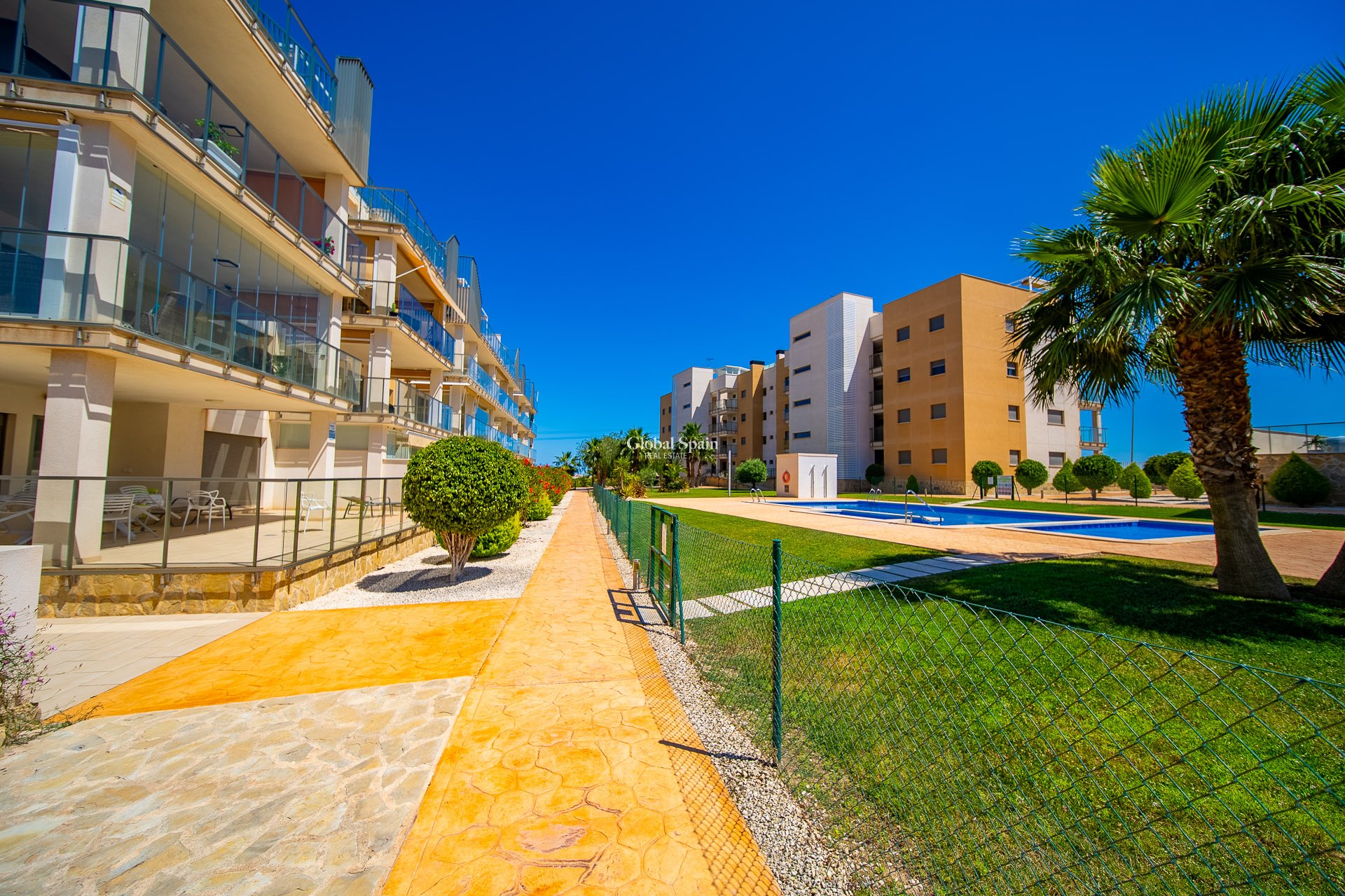 Revente - PENTHOUSE -
ORIHUELA COSTA - VILLAMARTÍN