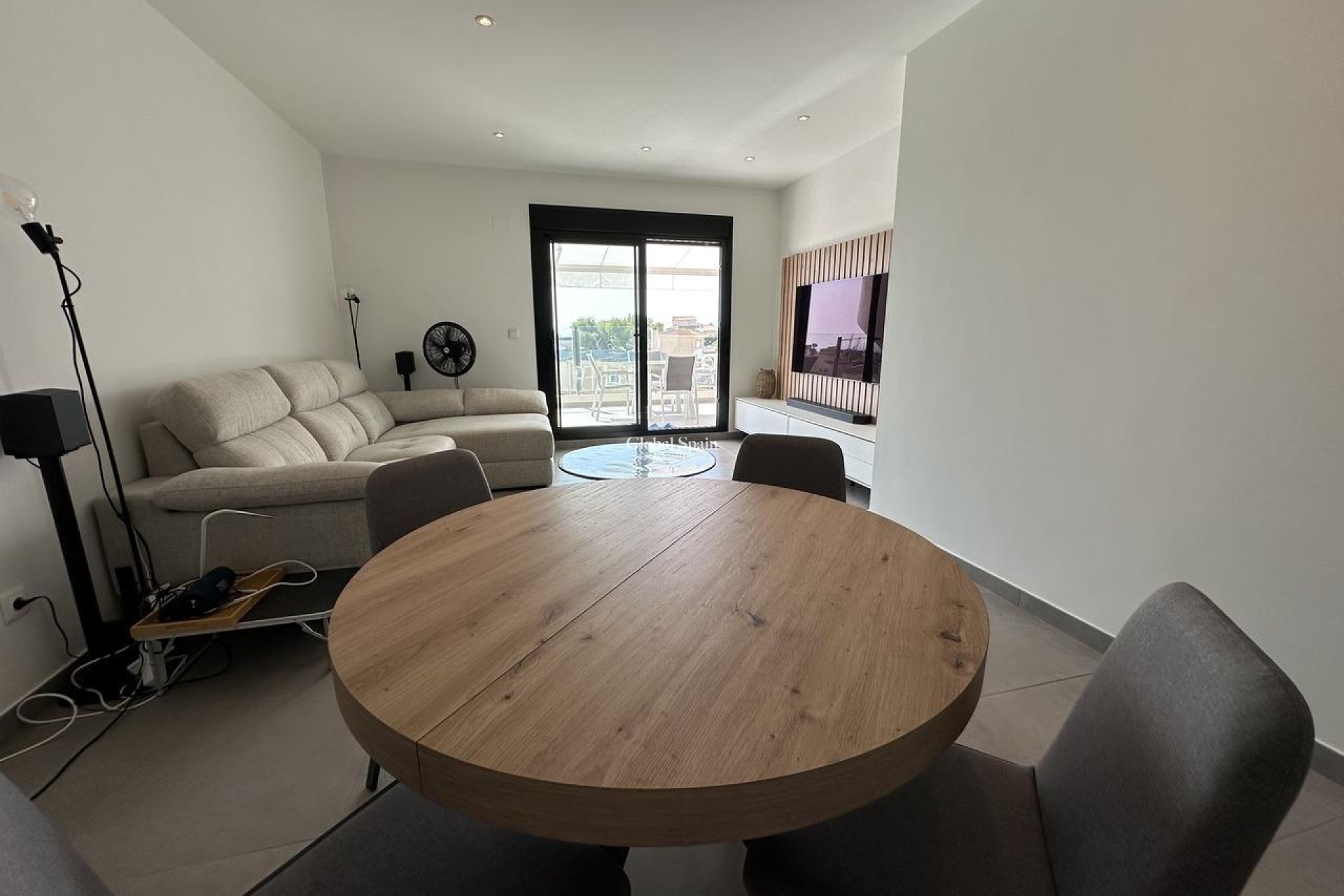 Revente - PENTHOUSE -
ORIHUELA COSTA - VILLAMARTÍN
