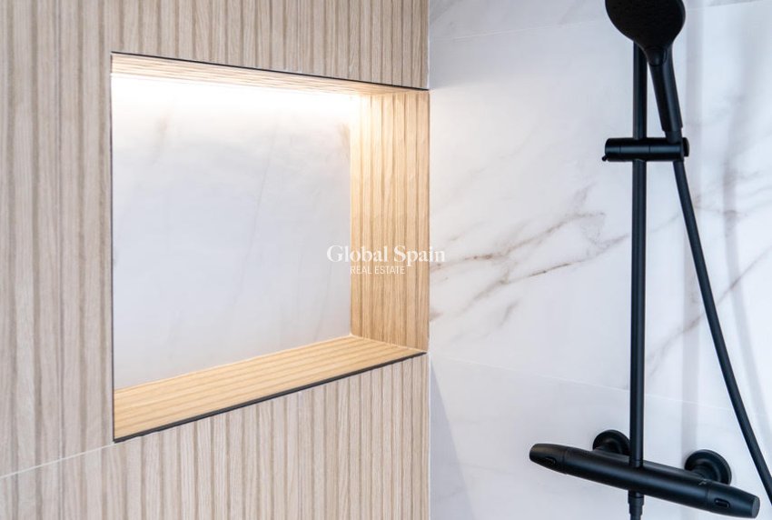 Revente - PENTHOUSE -
ORIHUELA - Inland