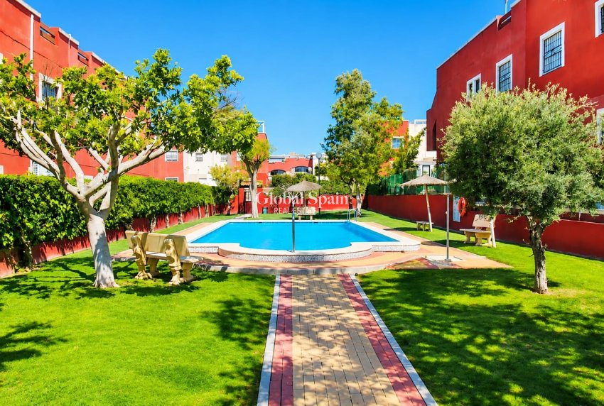 Revente - PENTHOUSE -
ORIHUELA - Inland