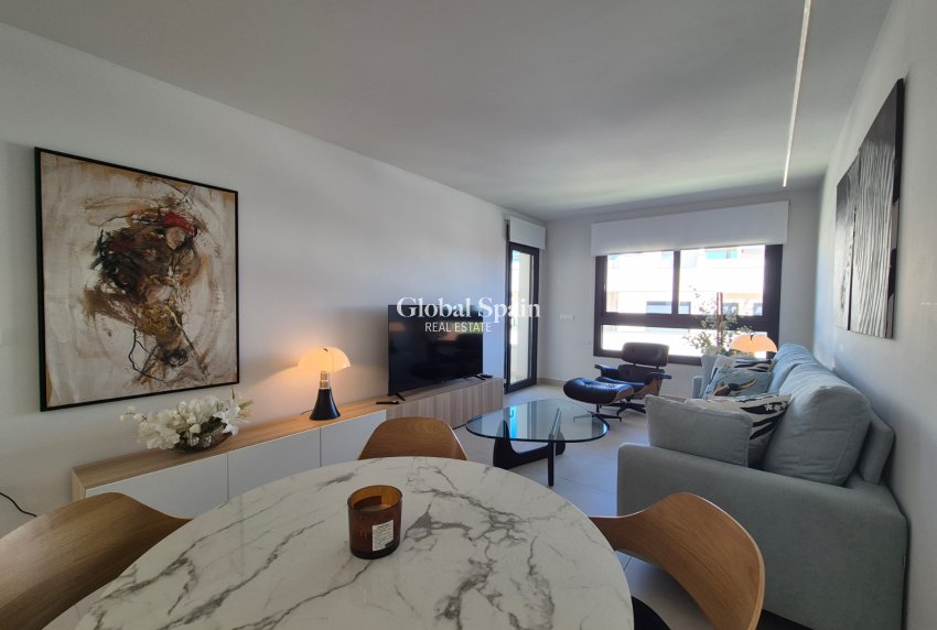 Revente - PENTHOUSE -
ORIHUELA - Inland