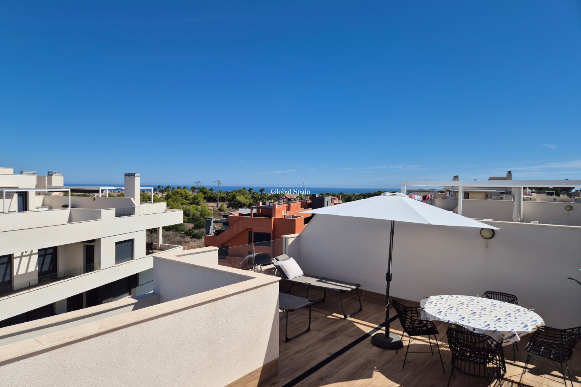 Revente - PENTHOUSE -
ORIHUELA - Inland