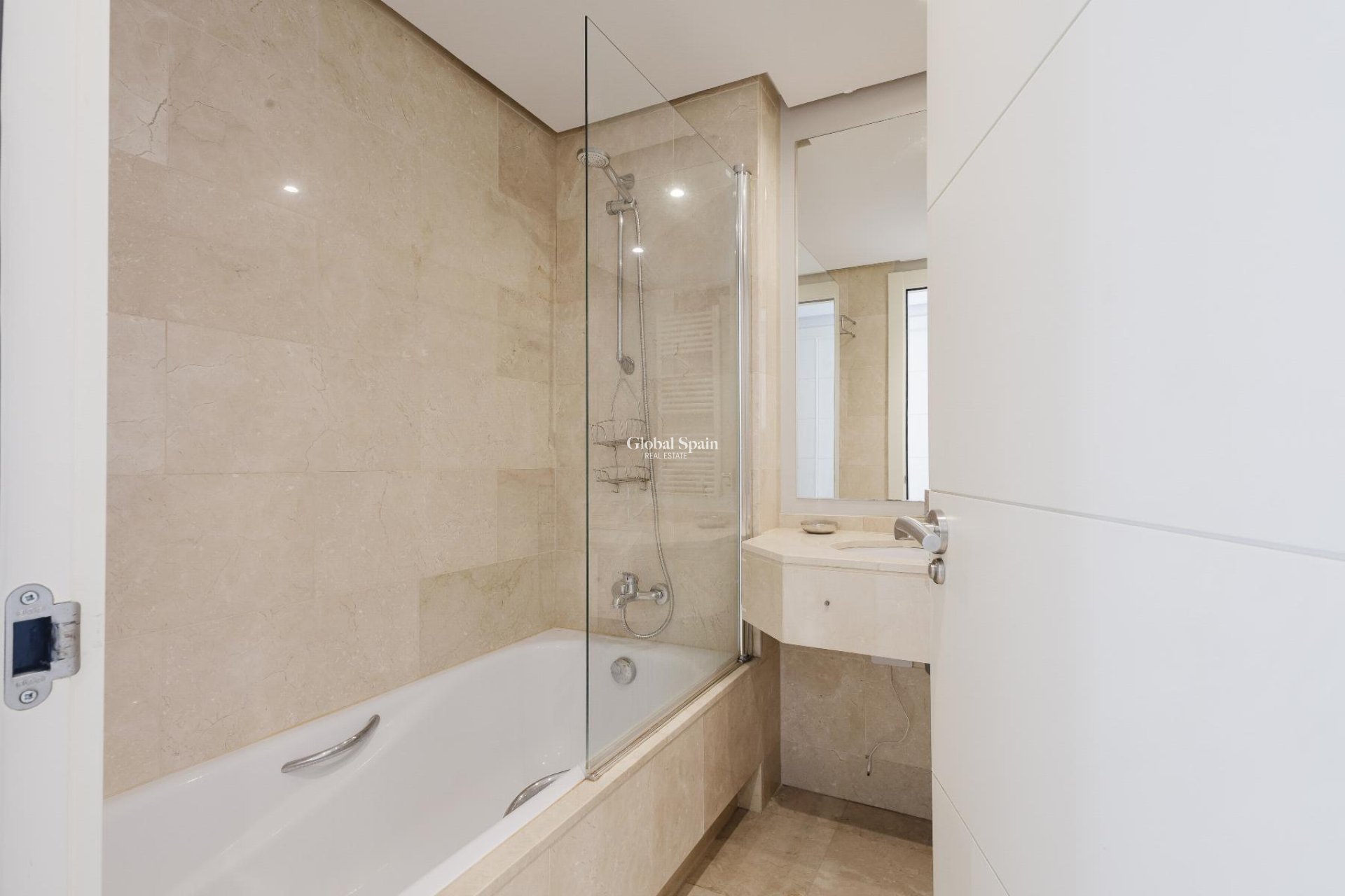 Revente - PENTHOUSE -
ORIHUELA - LAS COLINAS GOLF RESORT