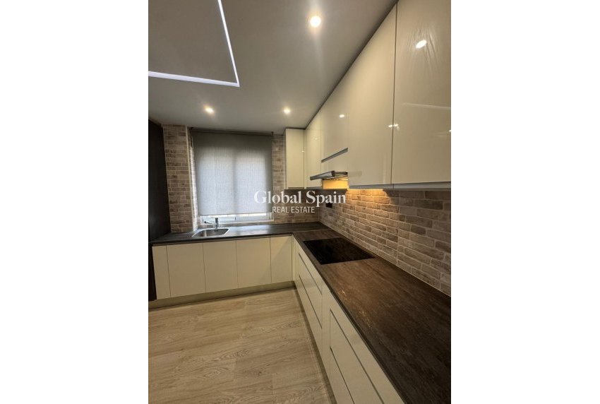 Revente - PENTHOUSE -
ORIHUELA - Orihuela Ciudad