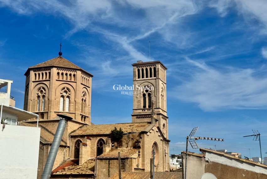 Revente - PENTHOUSE -
PALMA