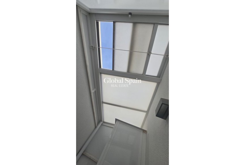 Revente - PENTHOUSE -
PILAR DE LA HORADADA - Costa Blanca