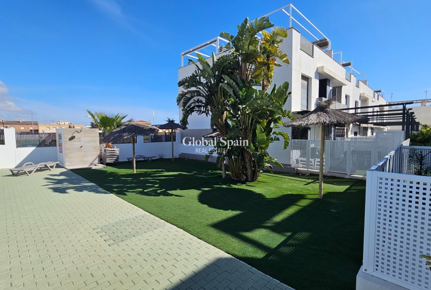 Revente - PENTHOUSE -
PILAR DE LA HORADADA - Costa Blanca