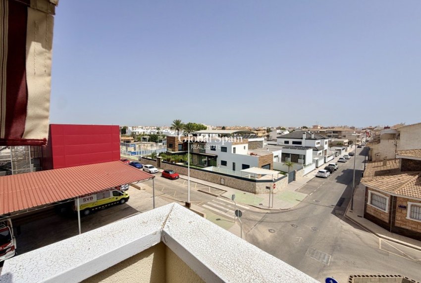 Revente - PENTHOUSE -
PILAR DE LA HORADADA - Costa Blanca