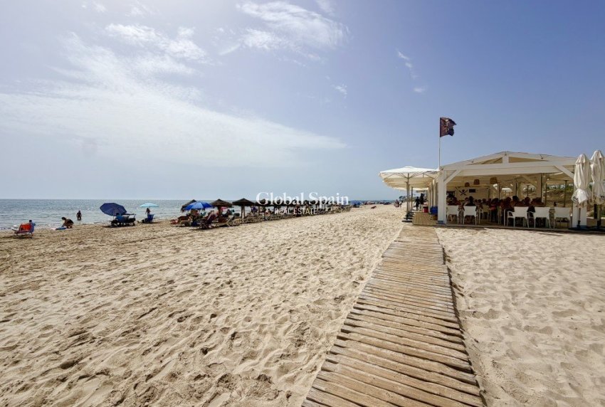 Revente - PENTHOUSE -
PILAR DE LA HORADADA - Costa Blanca