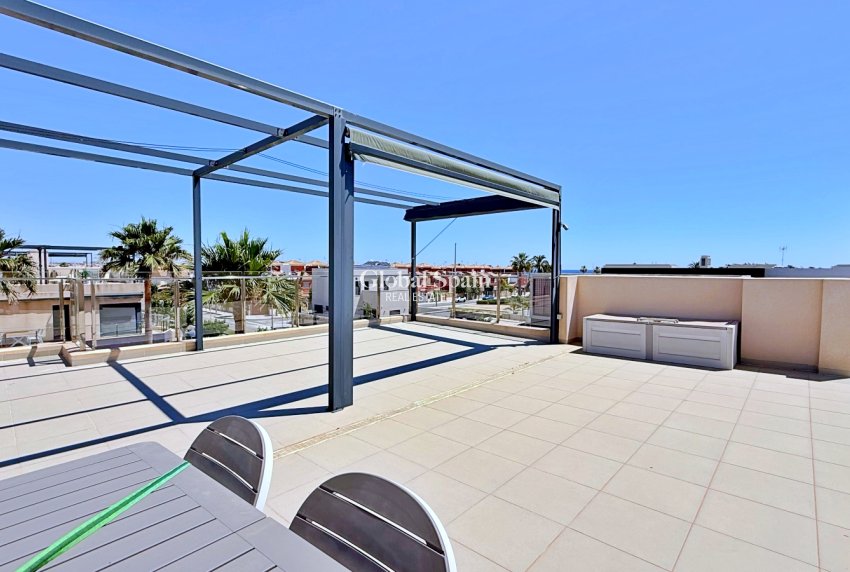 Revente - PENTHOUSE -
PILAR DE LA HORADADA - Costa Blanca