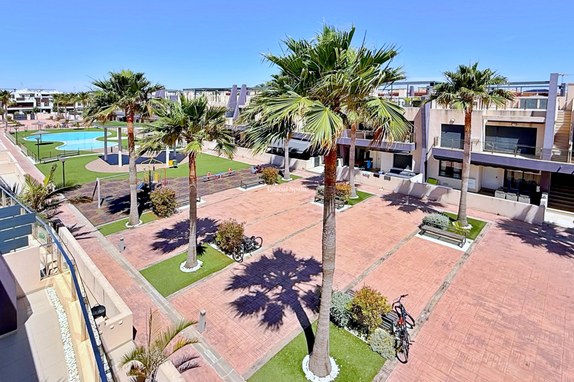 Revente - PENTHOUSE -
PILAR DE LA HORADADA - Costa Blanca