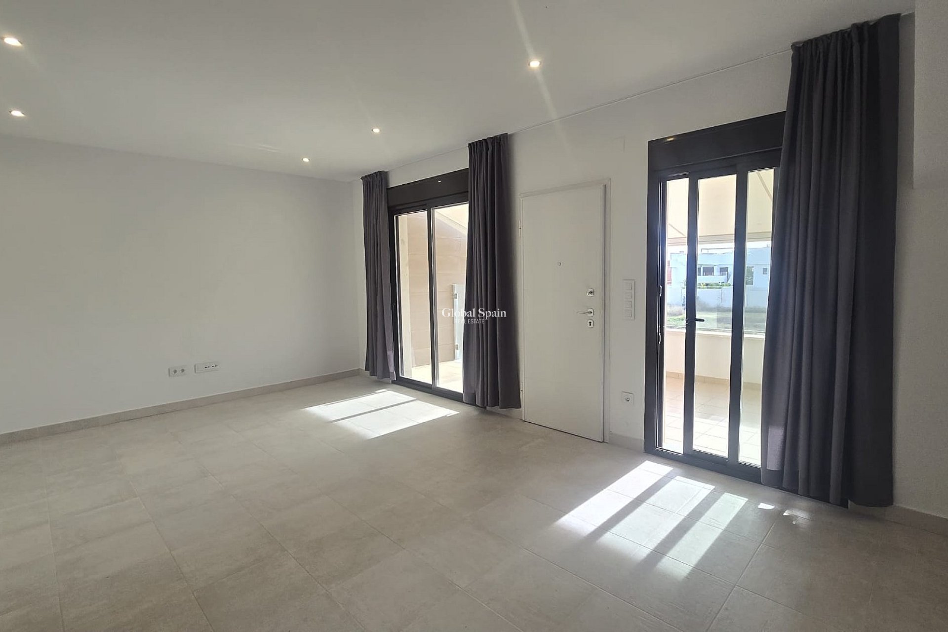 Revente - PENTHOUSE -
PILAR DE LA HORADADA - Costa Blanca