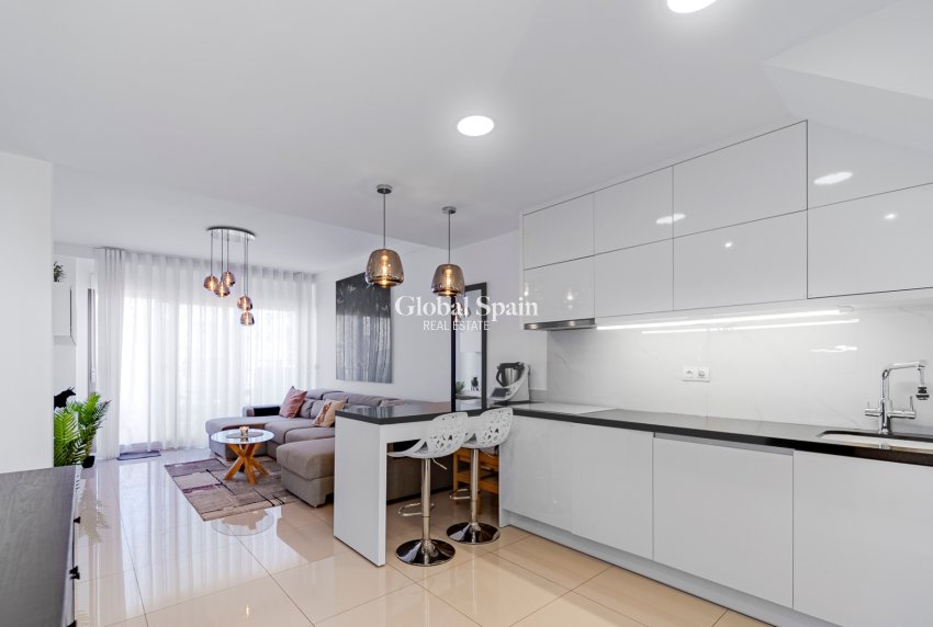 Revente - Penthouse -
PILAR DE LA HORADADA - MIL PALMERAS 