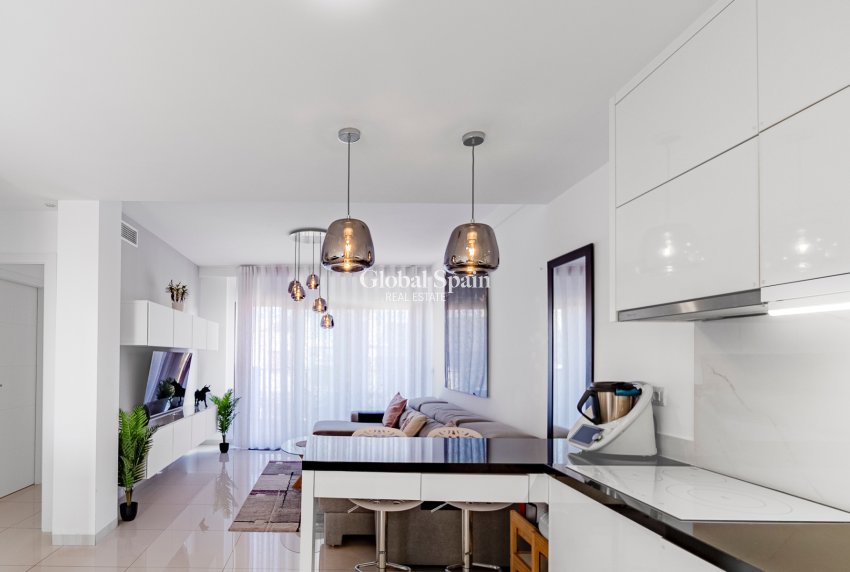 Revente - Penthouse -
PILAR DE LA HORADADA - MIL PALMERAS 