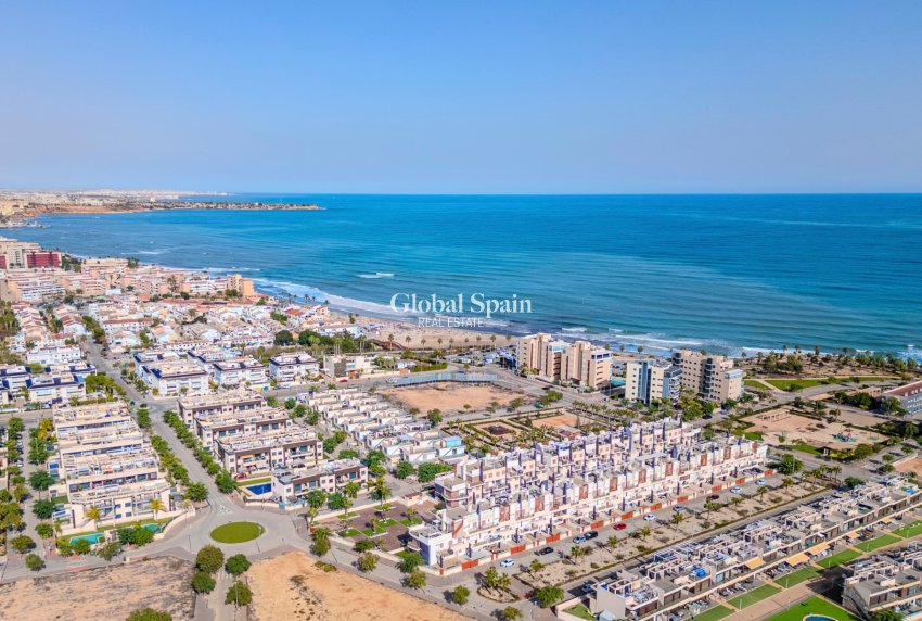 Revente - Penthouse -
PILAR DE LA HORADADA - MIL PALMERAS 