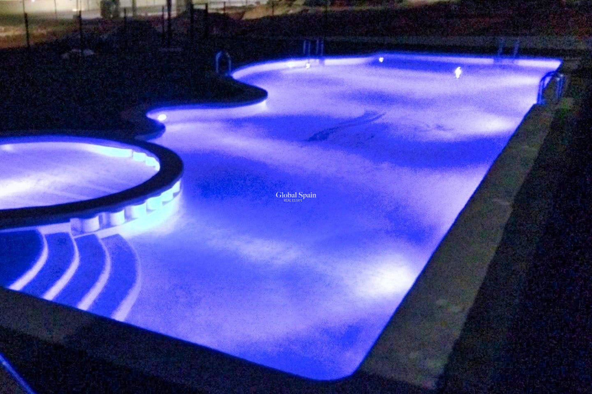 Revente - PENTHOUSE -
PILAR DE LA HORADADA - PUEBLO LATINO
