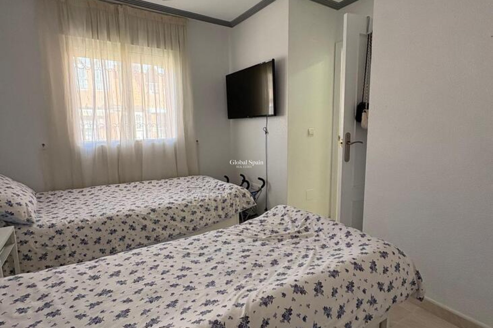 Revente - PENTHOUSE -
PLAYA FLAMENCA - Costa Blanca