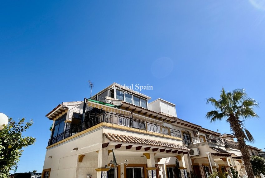 Revente - PENTHOUSE -
PLAYA FLAMENCA - Costa Blanca