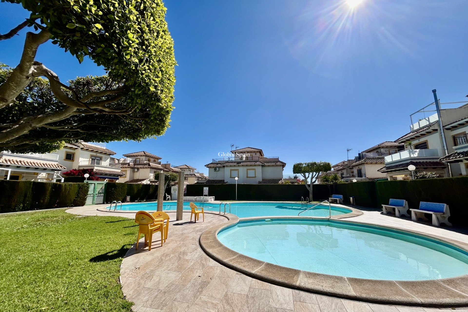 Revente - PENTHOUSE -
PLAYA FLAMENCA - Costa Blanca