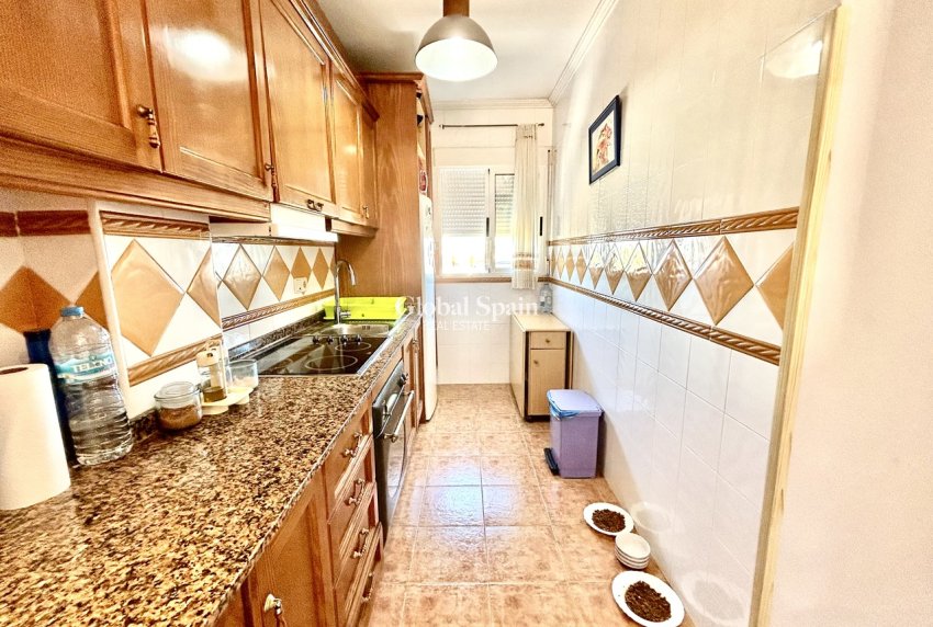 Revente - PENTHOUSE -
PLAYA FLAMENCA - Costa Blanca