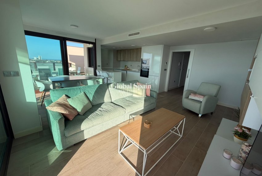 Revente - PENTHOUSE -
PLAYA HONDA - Costa Calida