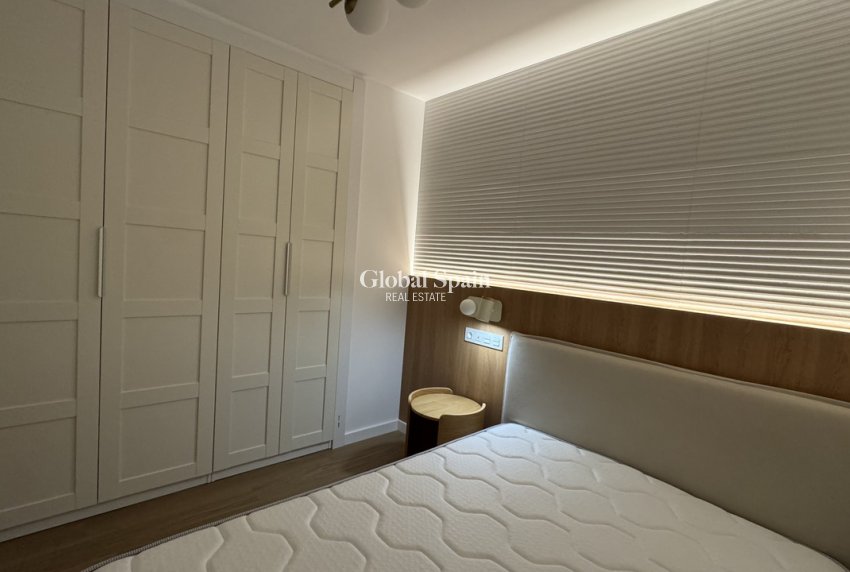 Revente - PENTHOUSE -
PUNTA PRIMA - Costa Blanca