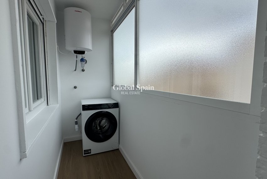 Revente - PENTHOUSE -
PUNTA PRIMA - Costa Blanca