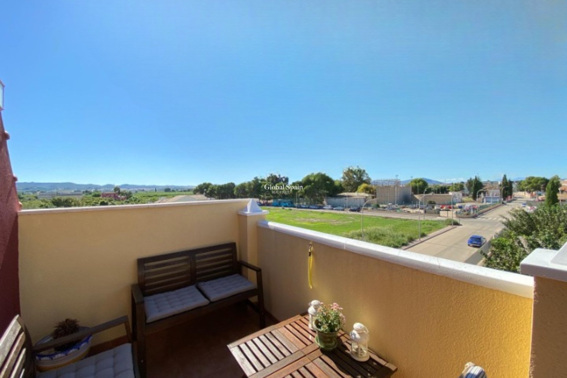 Revente - PENTHOUSE -
RAFAL - Inland