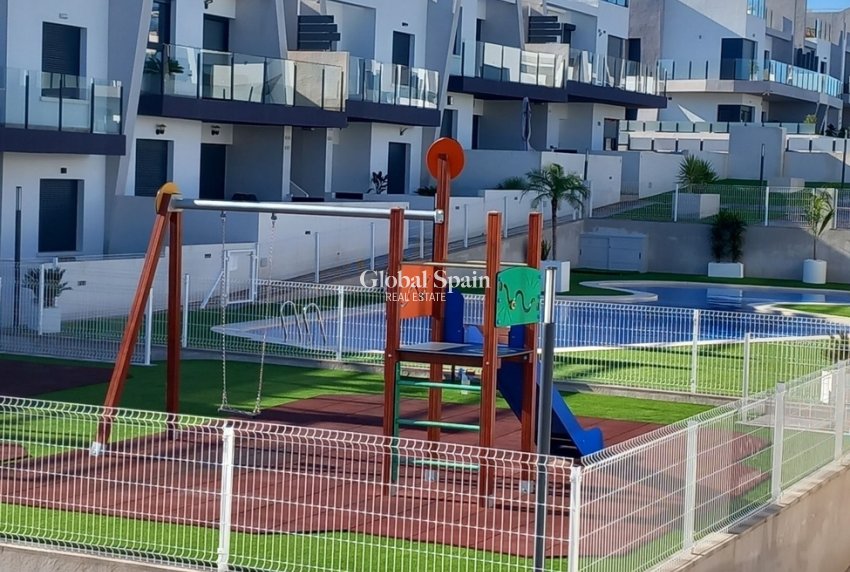 Revente - PENTHOUSE -
SAN MIGUEL DE SALINAS - Costa Blanca