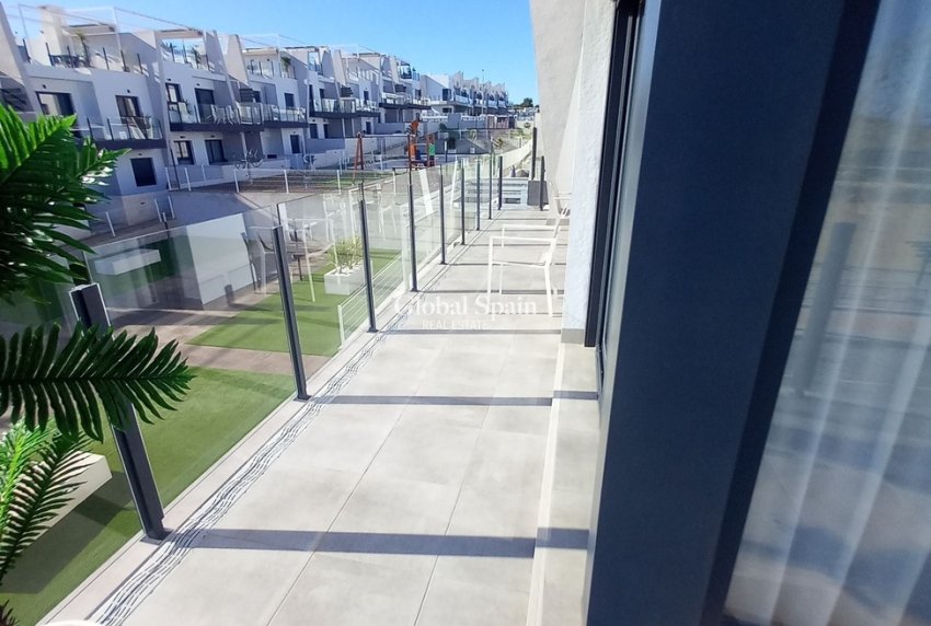 Revente - PENTHOUSE -
SAN MIGUEL DE SALINAS - Costa Blanca