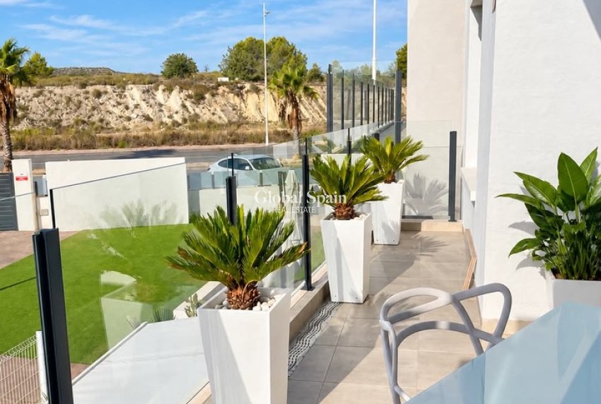 Revente - PENTHOUSE -
SAN MIGUEL DE SALINAS - San Miguel de Salinas