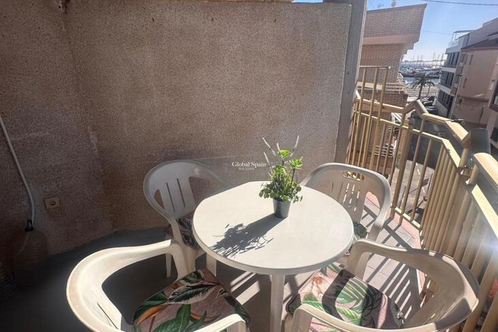 Revente - PENTHOUSE -
SAN PEDRO DEL PINATAR - Lo pagan