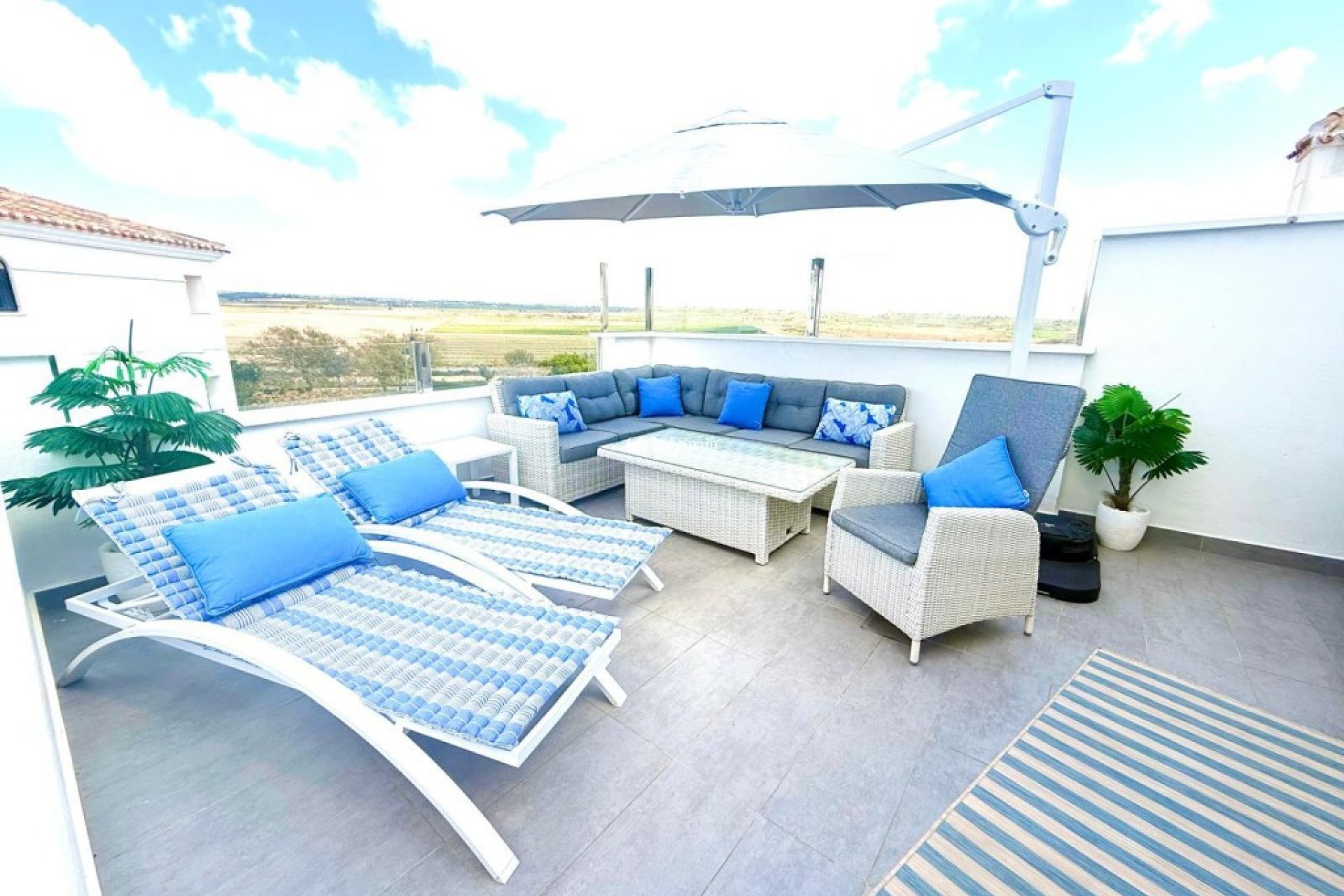 Revente - PENTHOUSE -
SUCINA - Inland