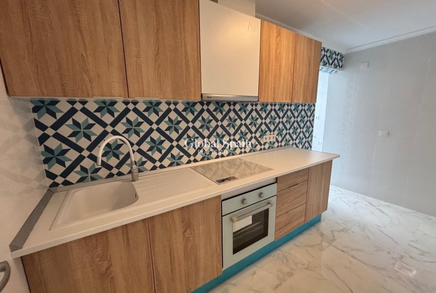 Revente - PENTHOUSE -
TORREVIEJA - Acequion