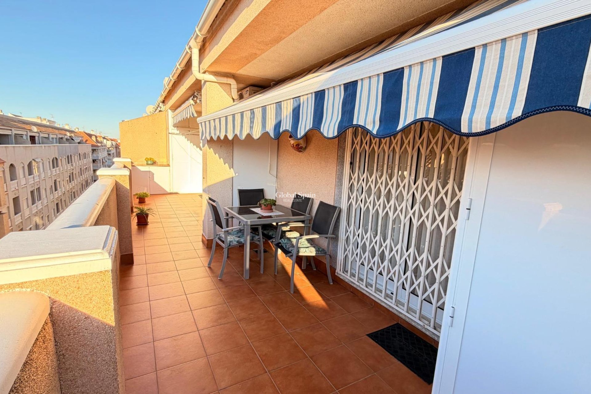Revente - PENTHOUSE -
TORREVIEJA - Acequion