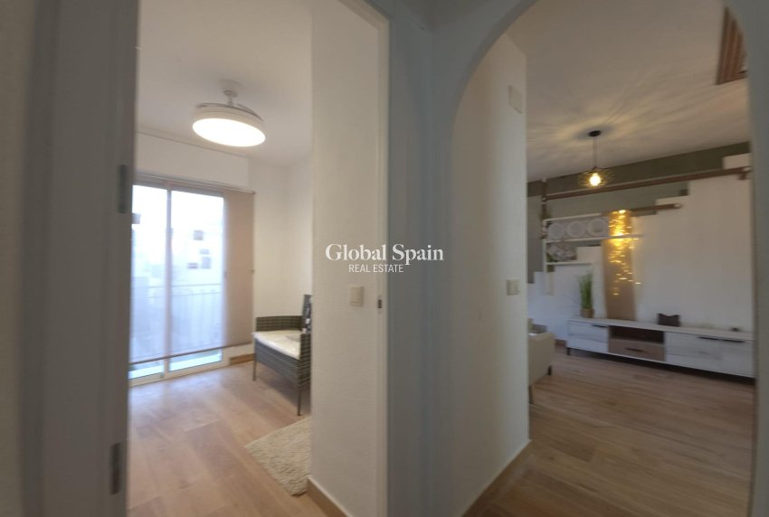 Revente - PENTHOUSE -
TORREVIEJA - Cala Ferris