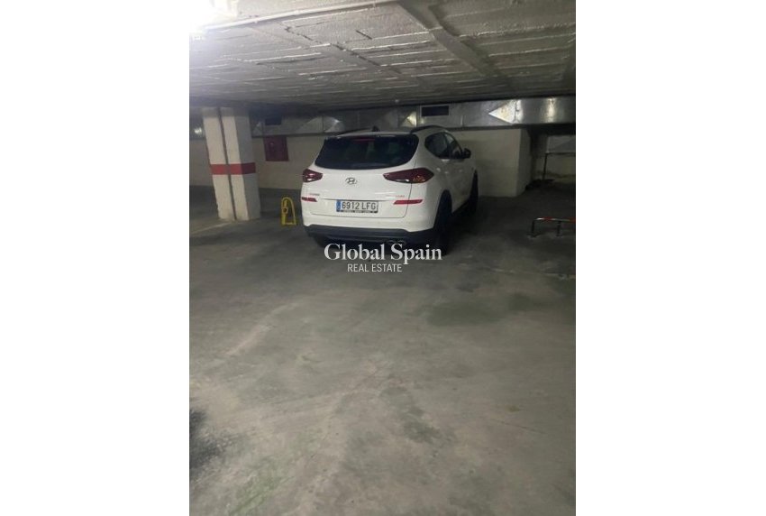 Revente - Penthouse -
TORREVIEJA - Center