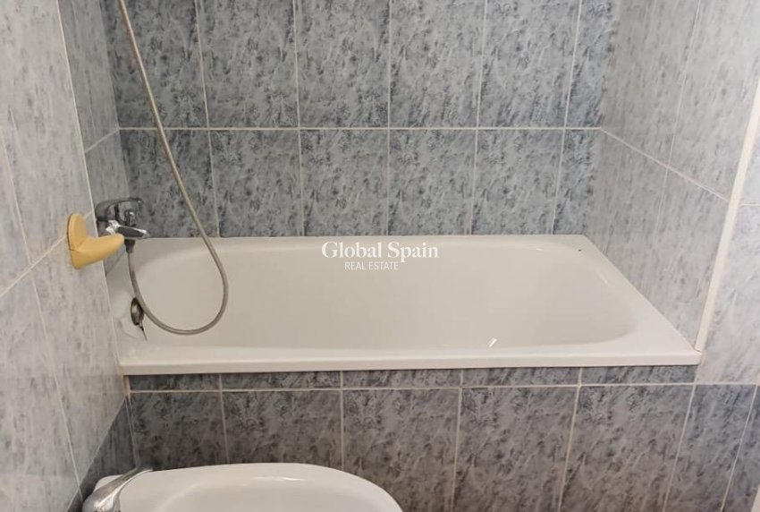 Revente - PENTHOUSE -
TORREVIEJA - Center